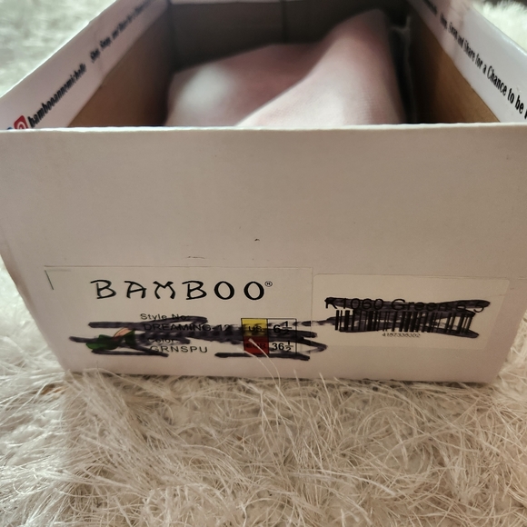 PARTY TIME Fuschia Feather Purse - Picture 9 of 12